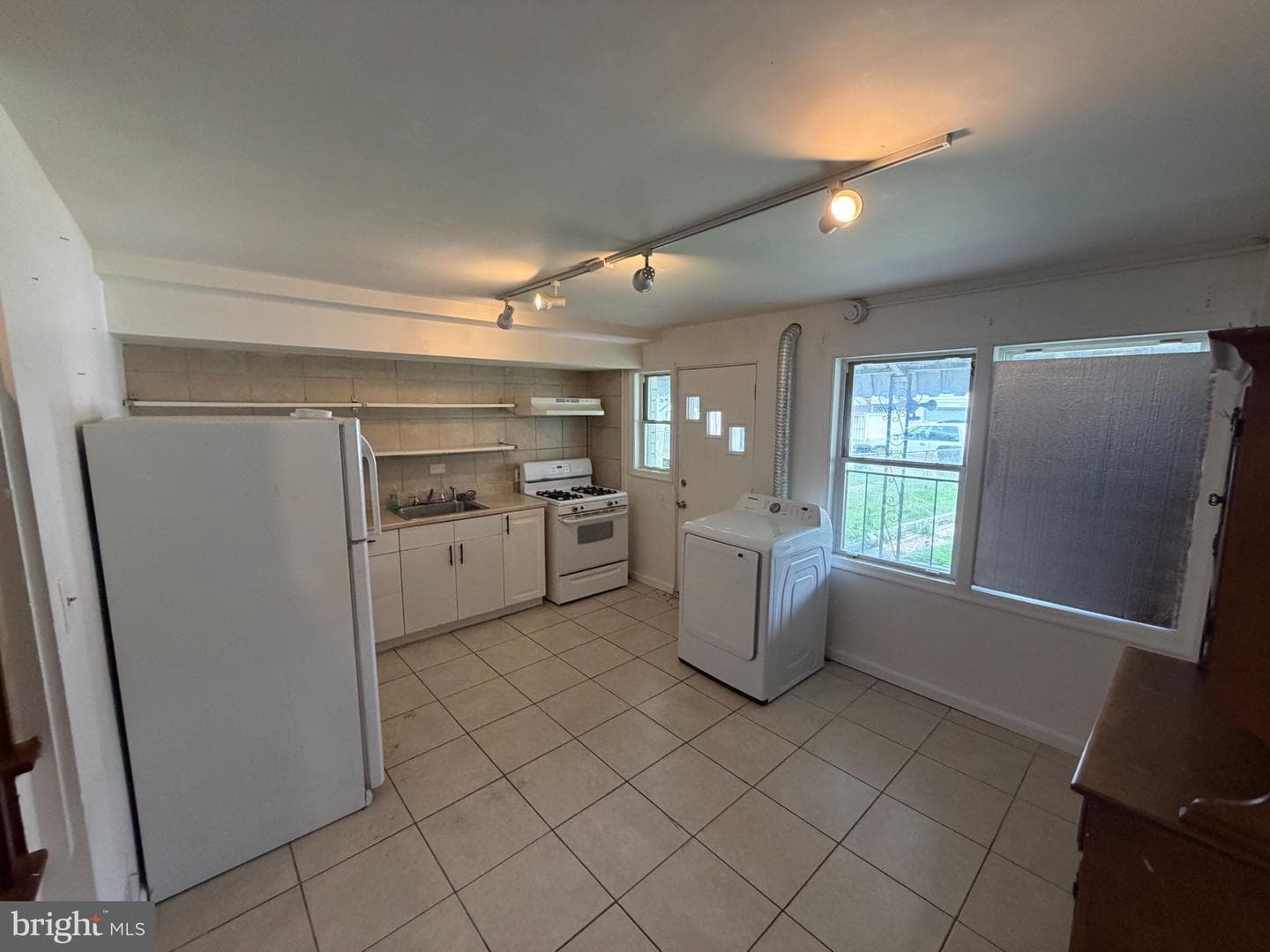 7216 Conley Street photo 14
