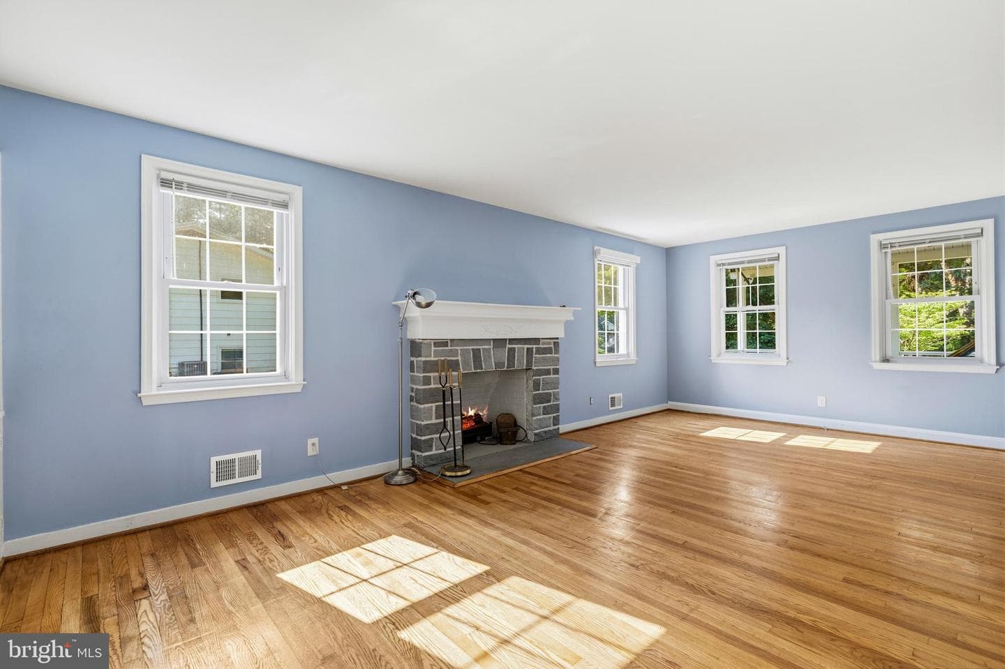 10104 Lyons Mill Road photo 12