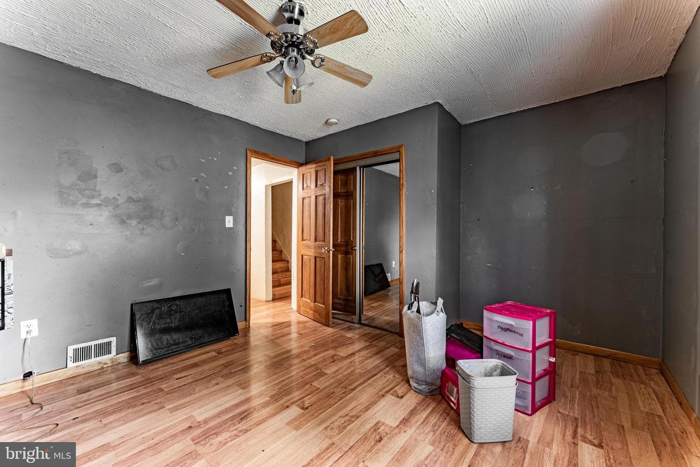 216 Riverview Avenue photo 14