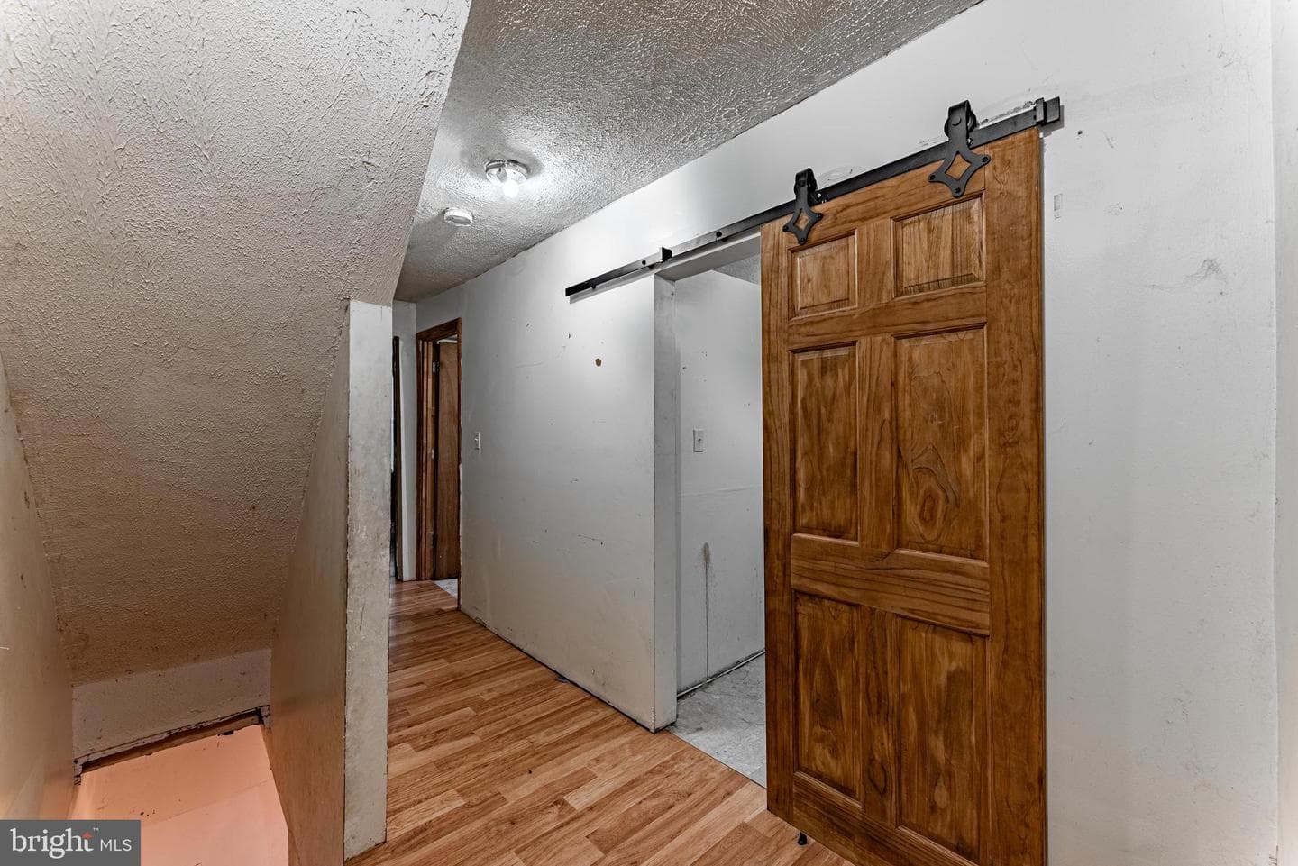 216 Riverview Avenue photo 18