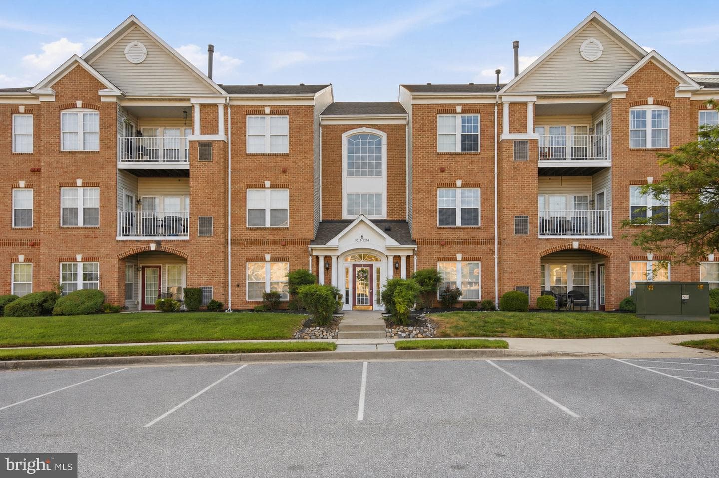 5234 Glenthorne Court #5234, Rosedale