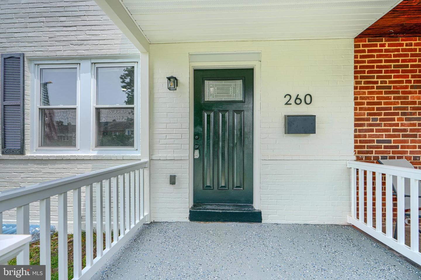260 Ridge Avenue photo 4
