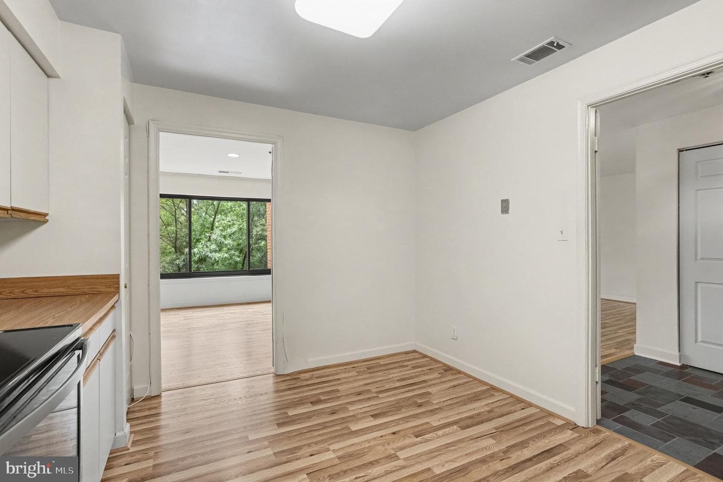 1 Southerly Court #502 photo 13