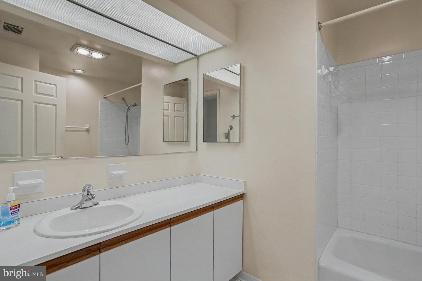 1 Southerly Court #502 photo 19