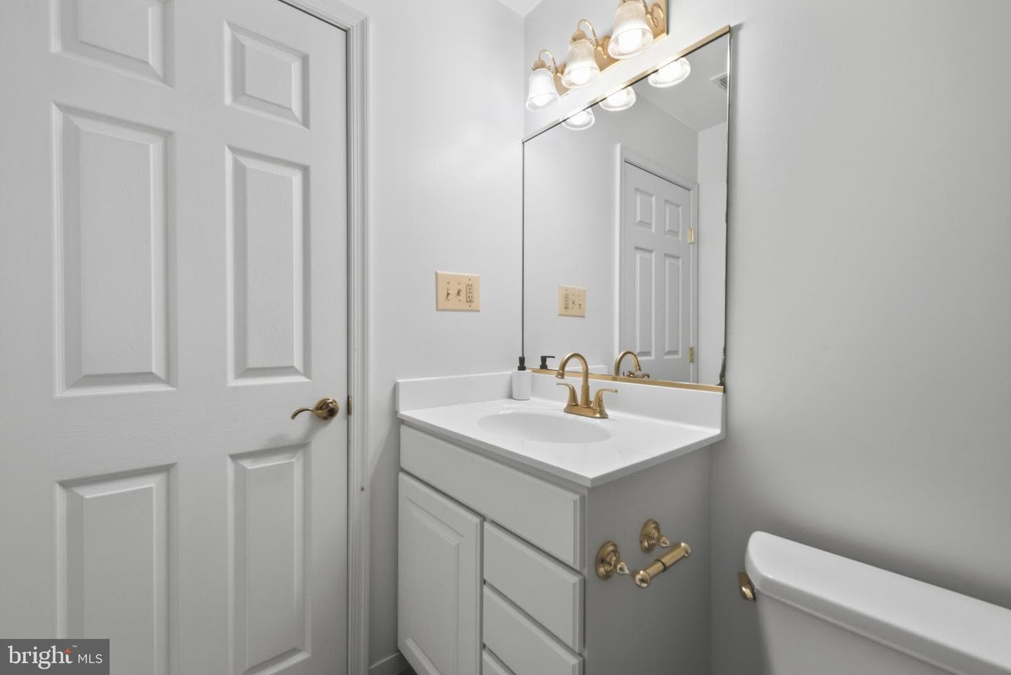 22 Alanbrooke Court #22e photo 13