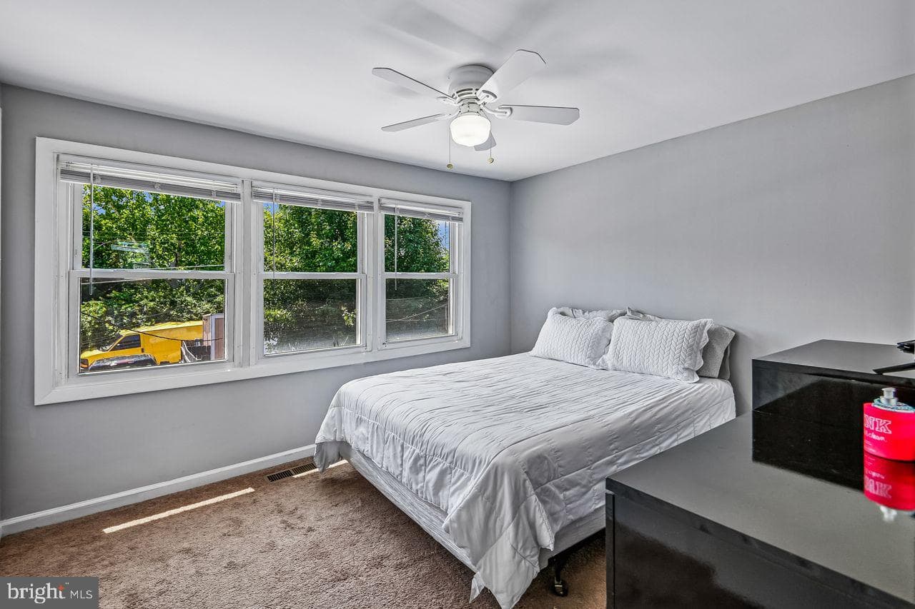 2757 Yarnall Road photo 11