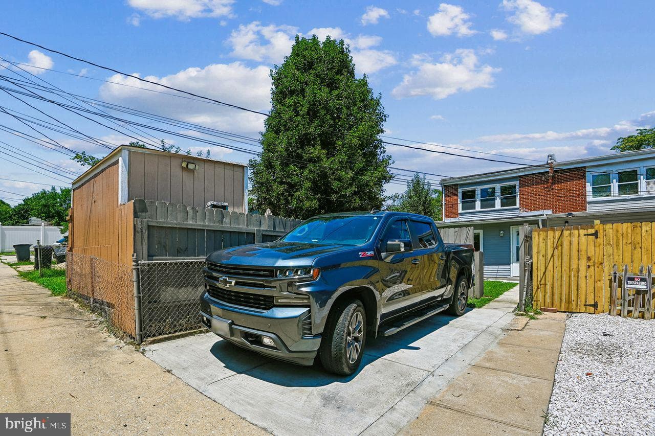 2757 Yarnall Road photo 28