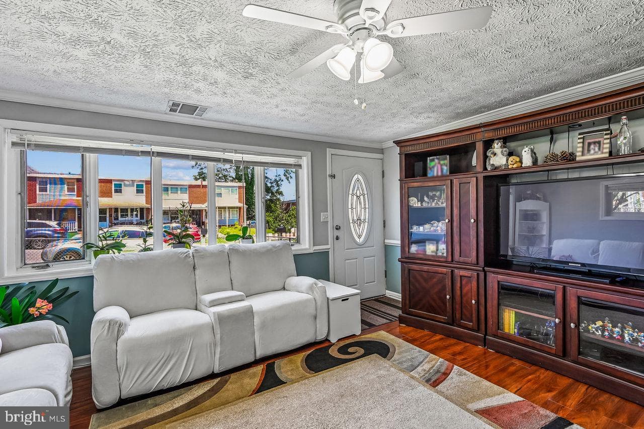 2757 Yarnall Road photo 34