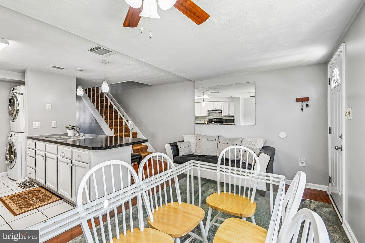2757 Yarnall Road photo 9