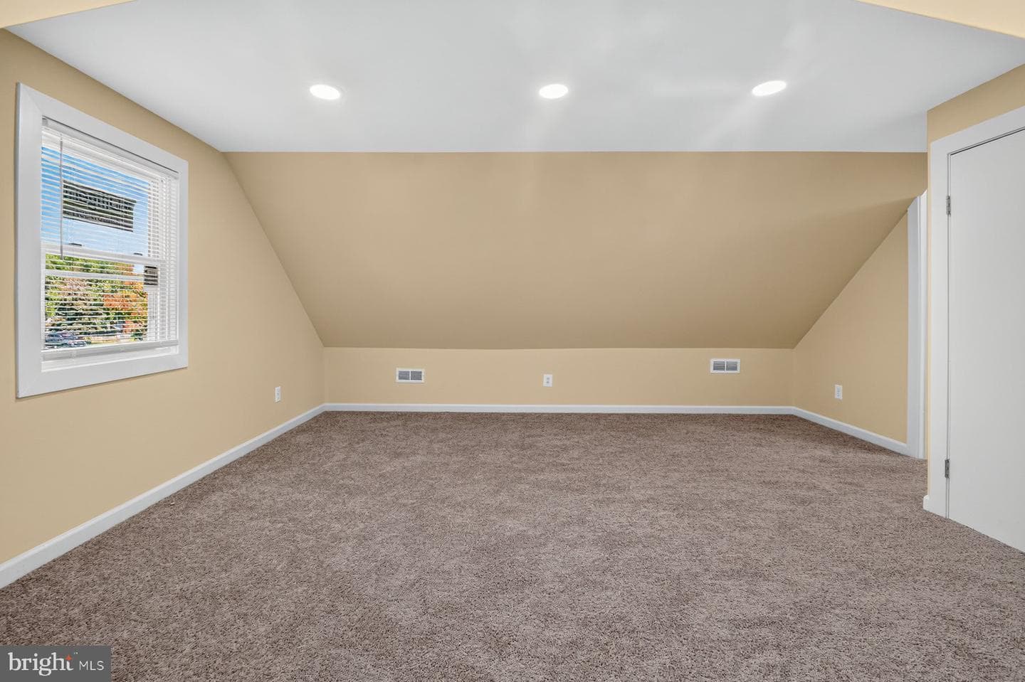 3439 Court Way photo 17