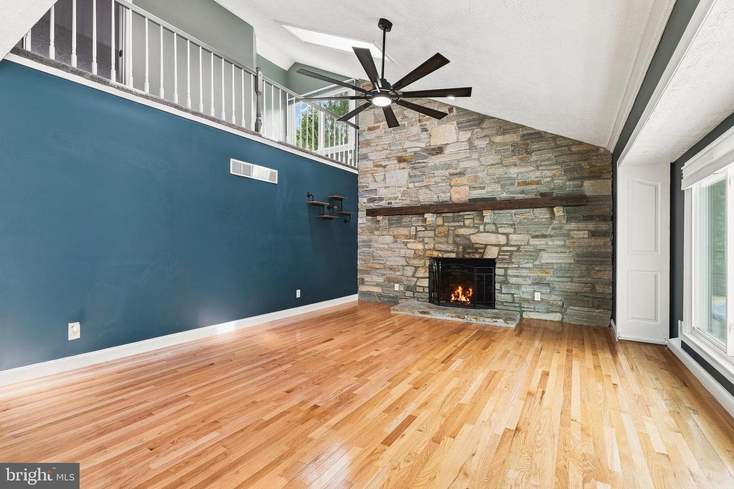 12424 Falls Road photo 27