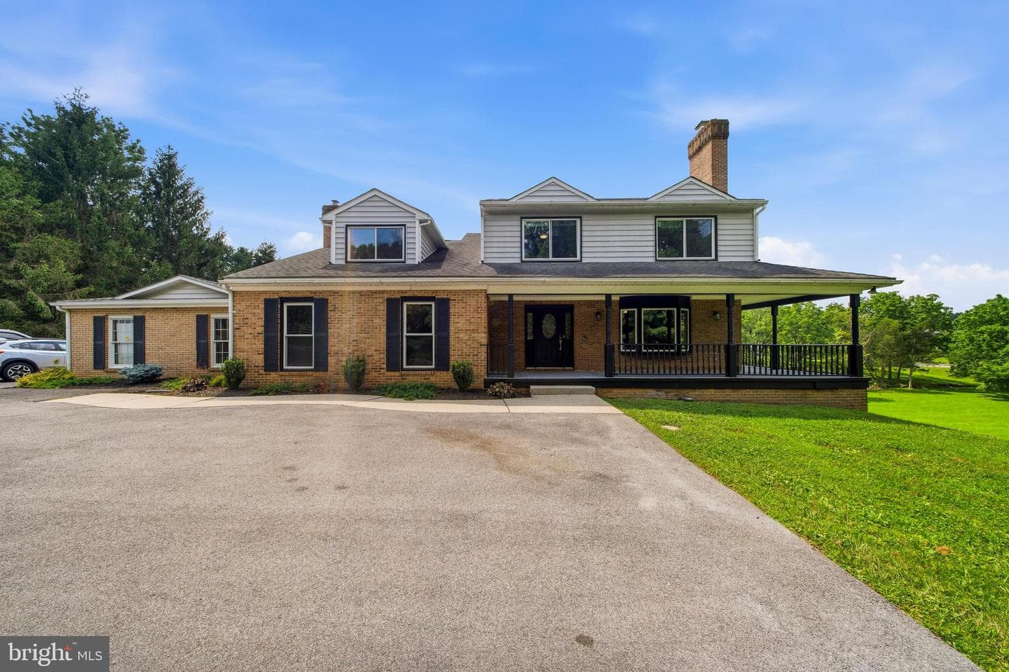 12424 Falls Road photo 3