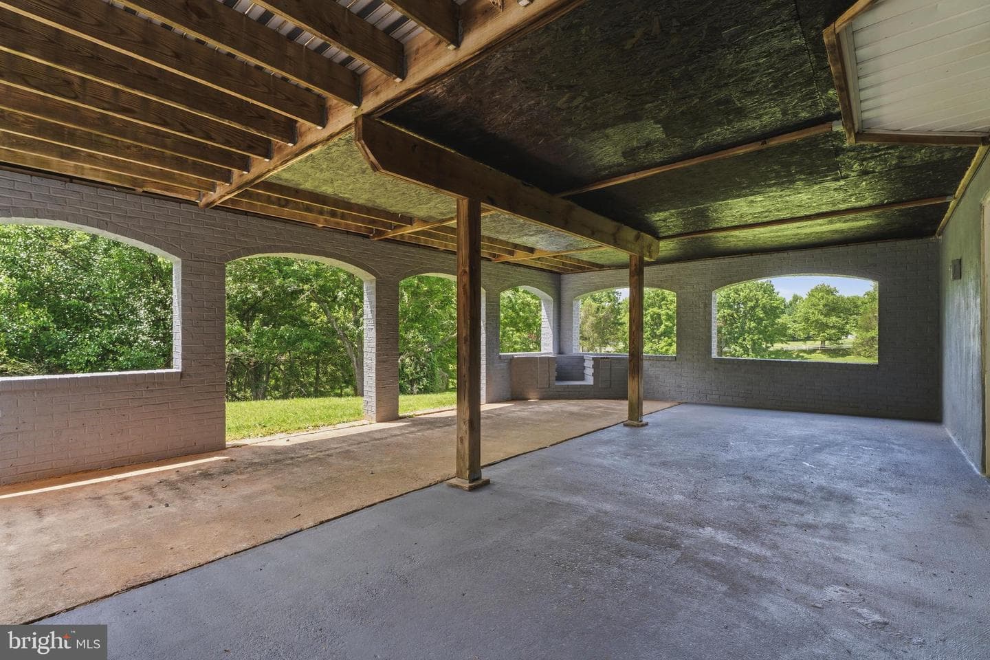 12424 Falls Road photo 68