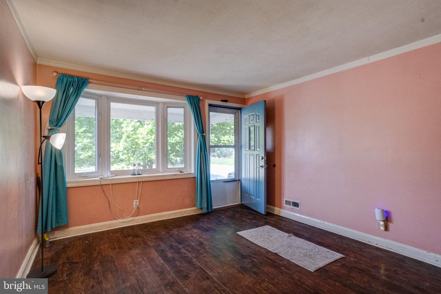 2507 Taylor Avenue photo 8