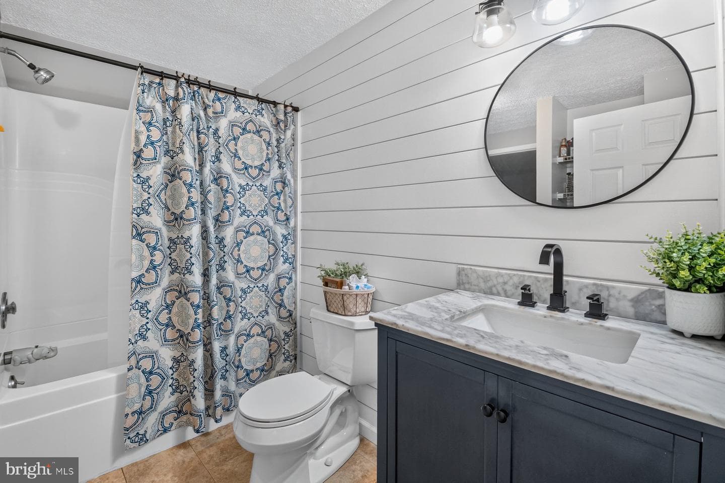 4932 Berryhill Circle photo 17