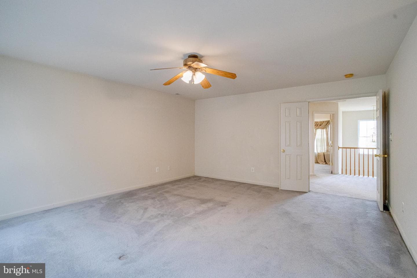 221 Seamaster Road photo 40