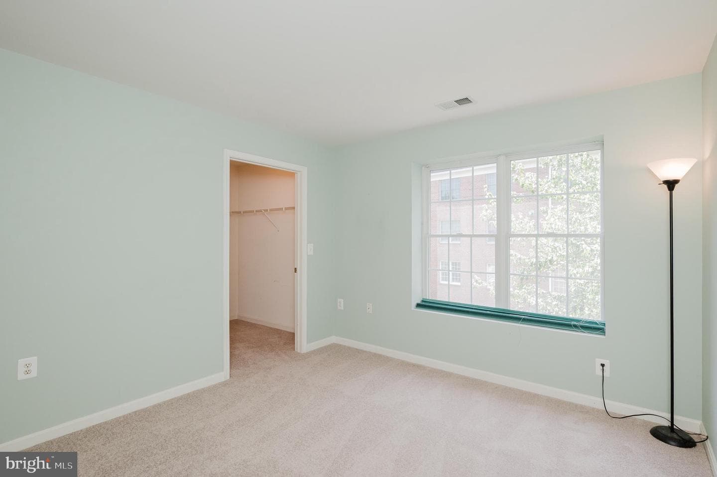 620 Straffan Drive #302 photo 25