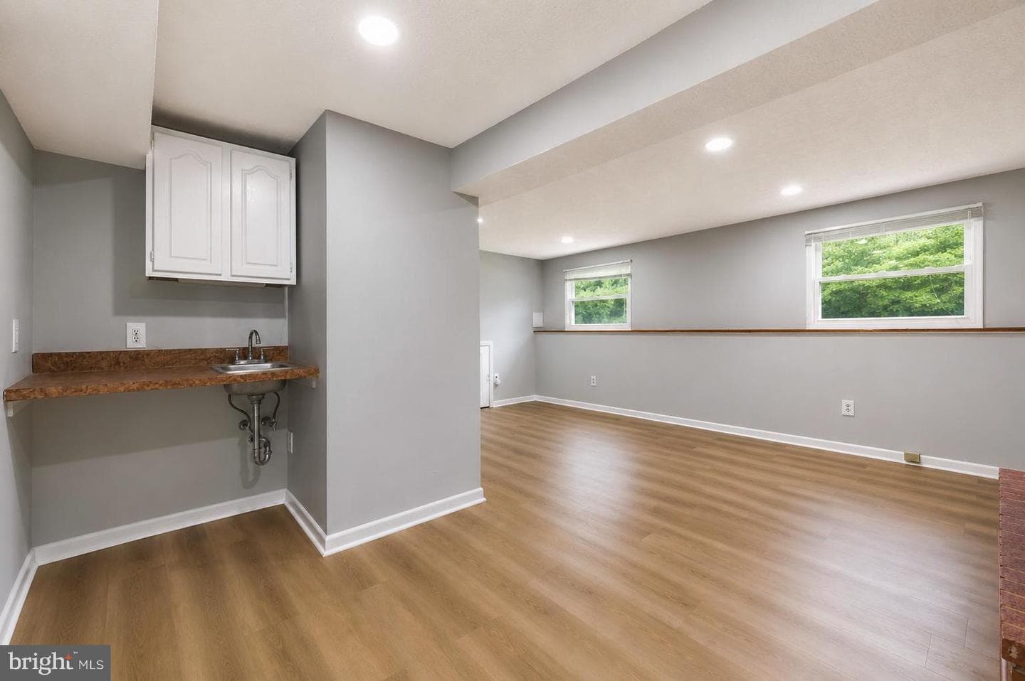 1414 King William Drive photo 32