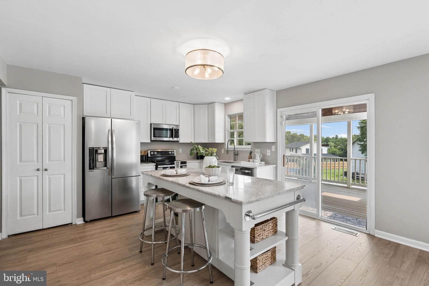 1429 Bellona Avenue photo 3