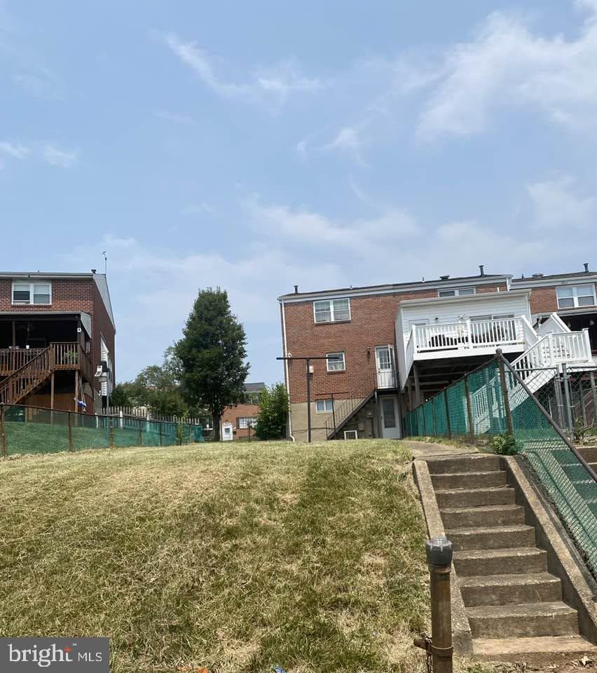 907 Stormont Circle photo 12