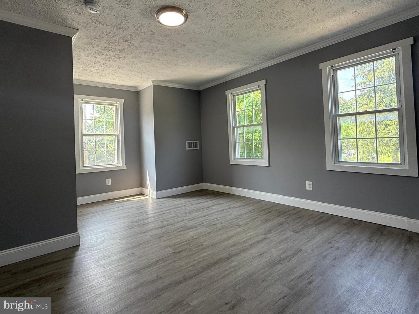 7875 Oakdale Avenue photo 33