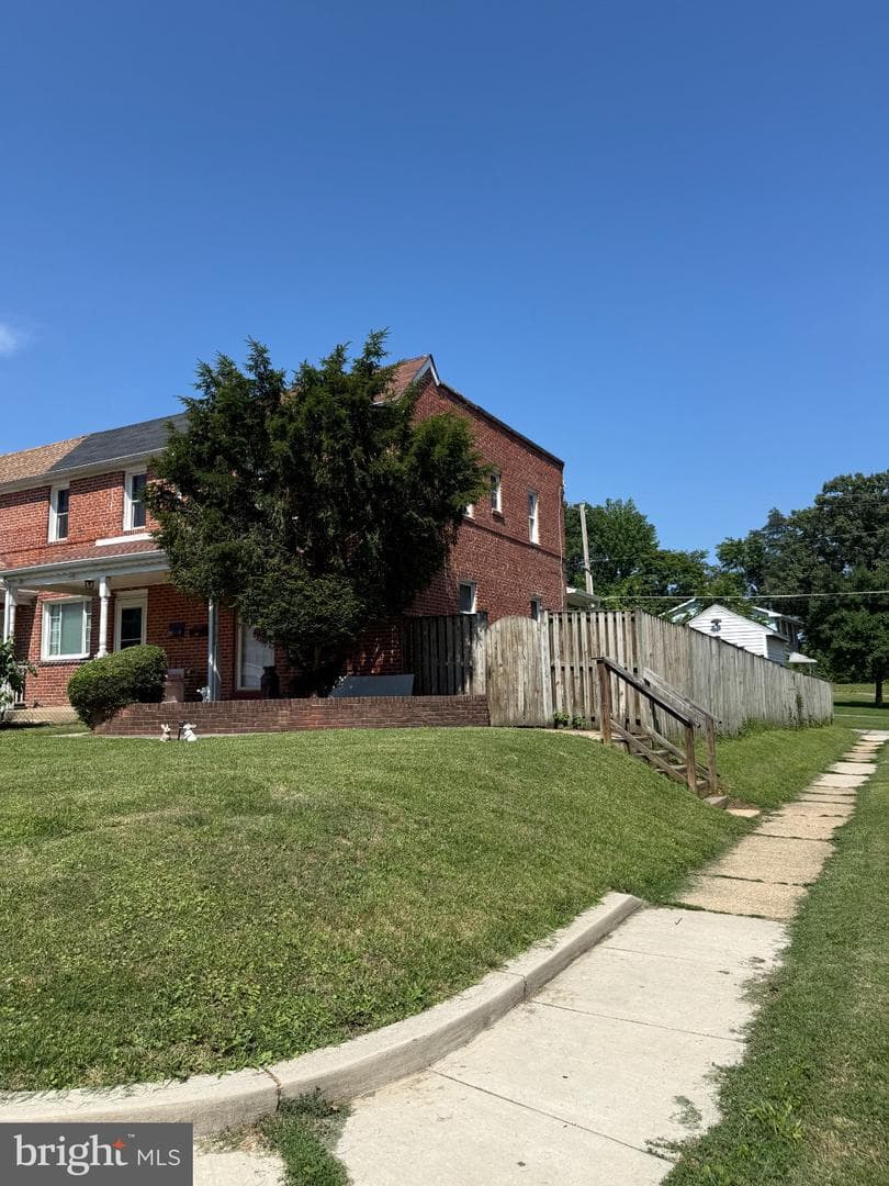 217 Endsleigh Avenue photo 2