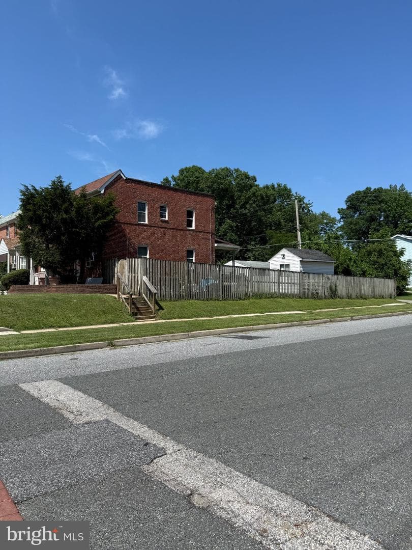 217 Endsleigh Avenue photo 3