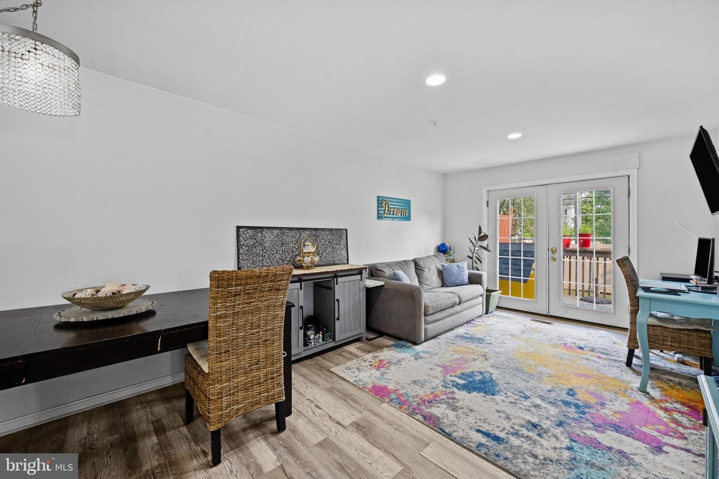9523 Georgian Way photo 12