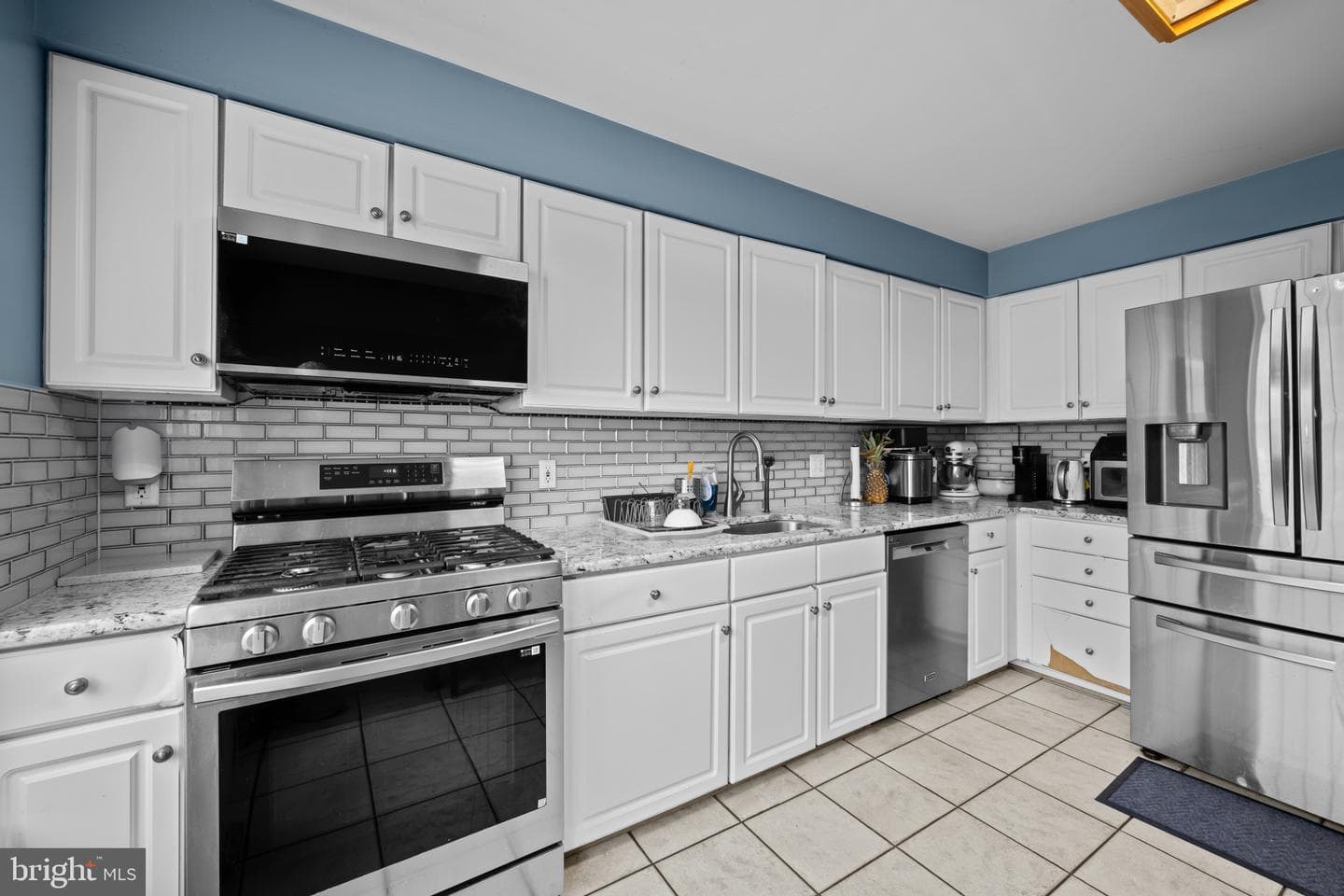 9523 Georgian Way photo 17