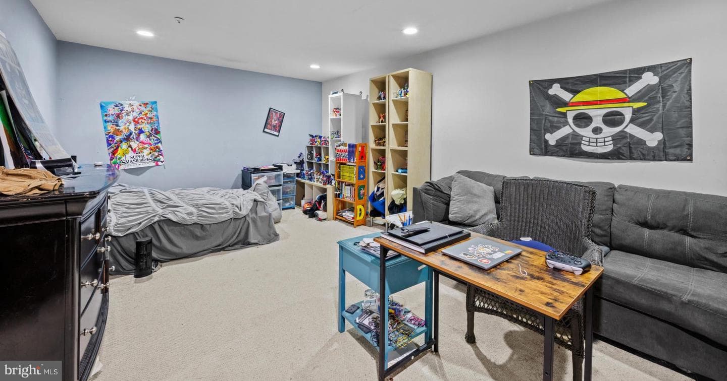 9523 Georgian Way photo 35
