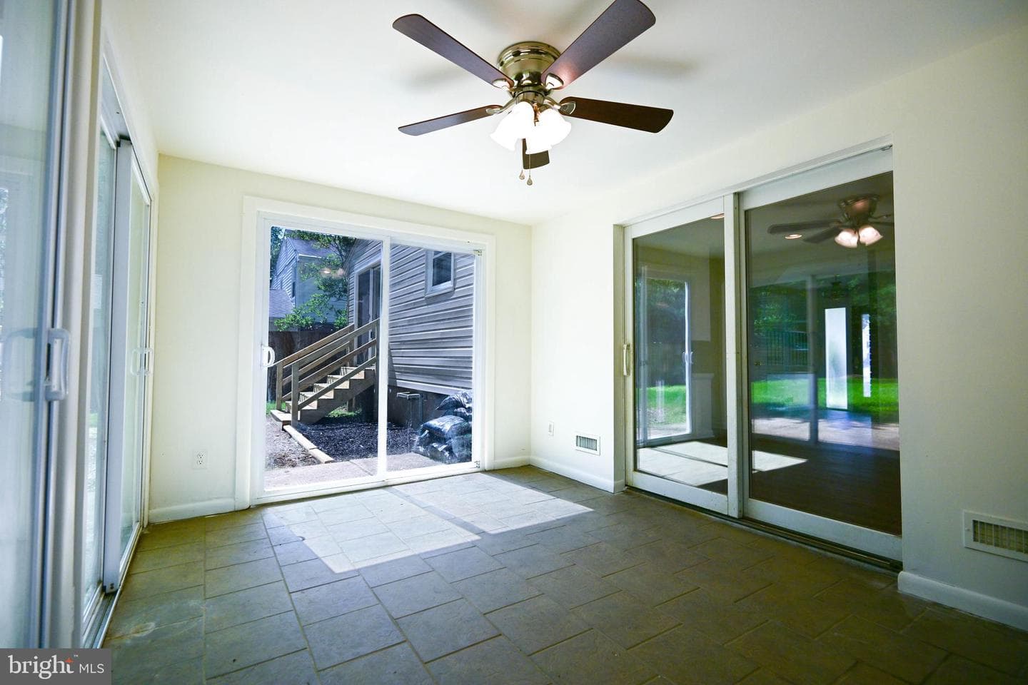 916 Beaverbank Circle photo 31