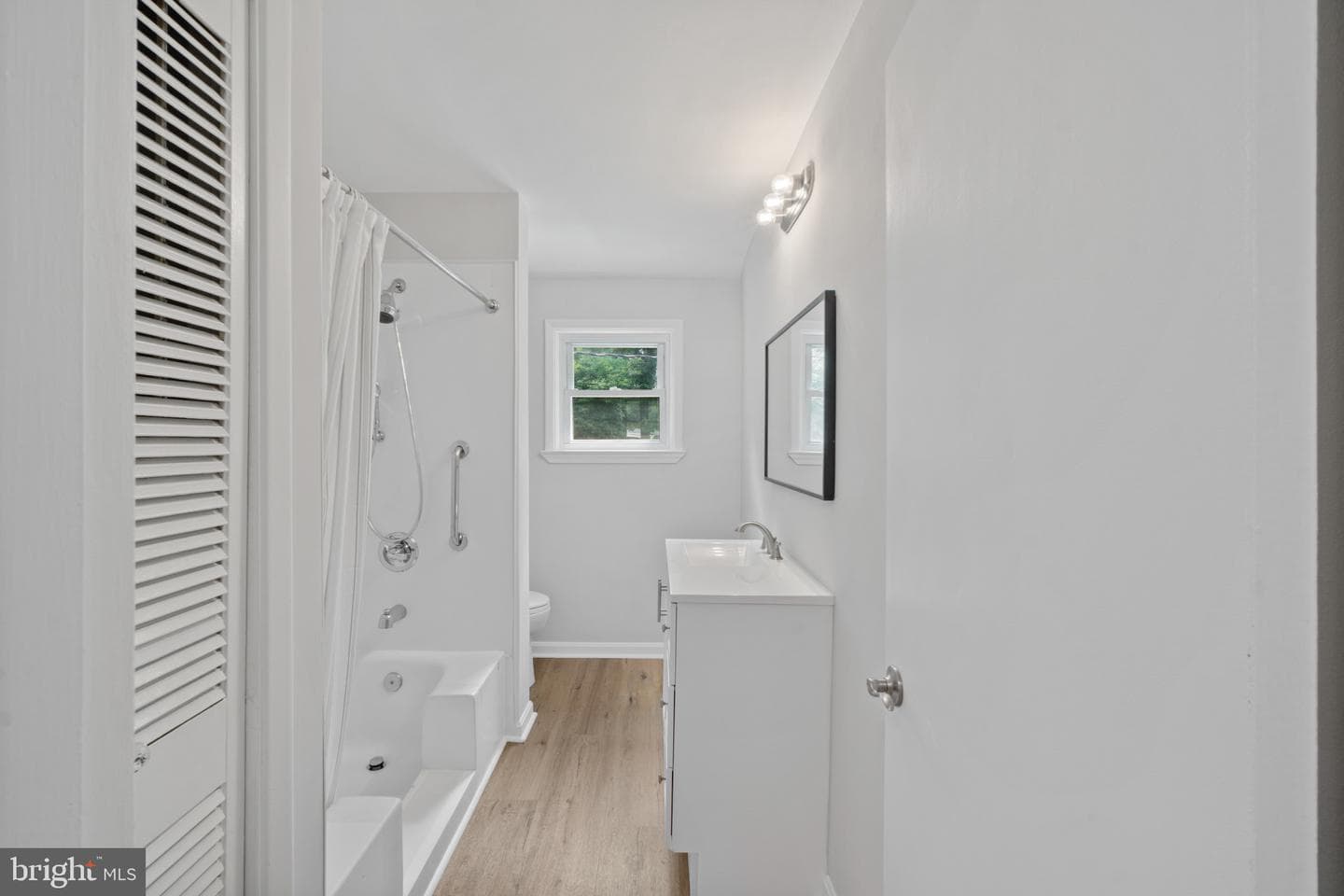 1305 Brixton Road photo 18