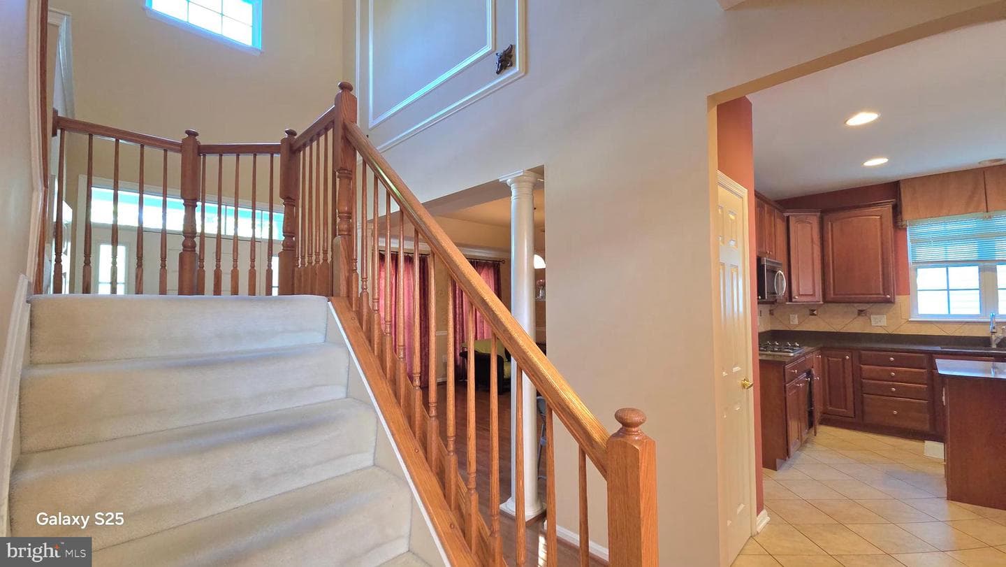 855 Queens Park Drive photo 31