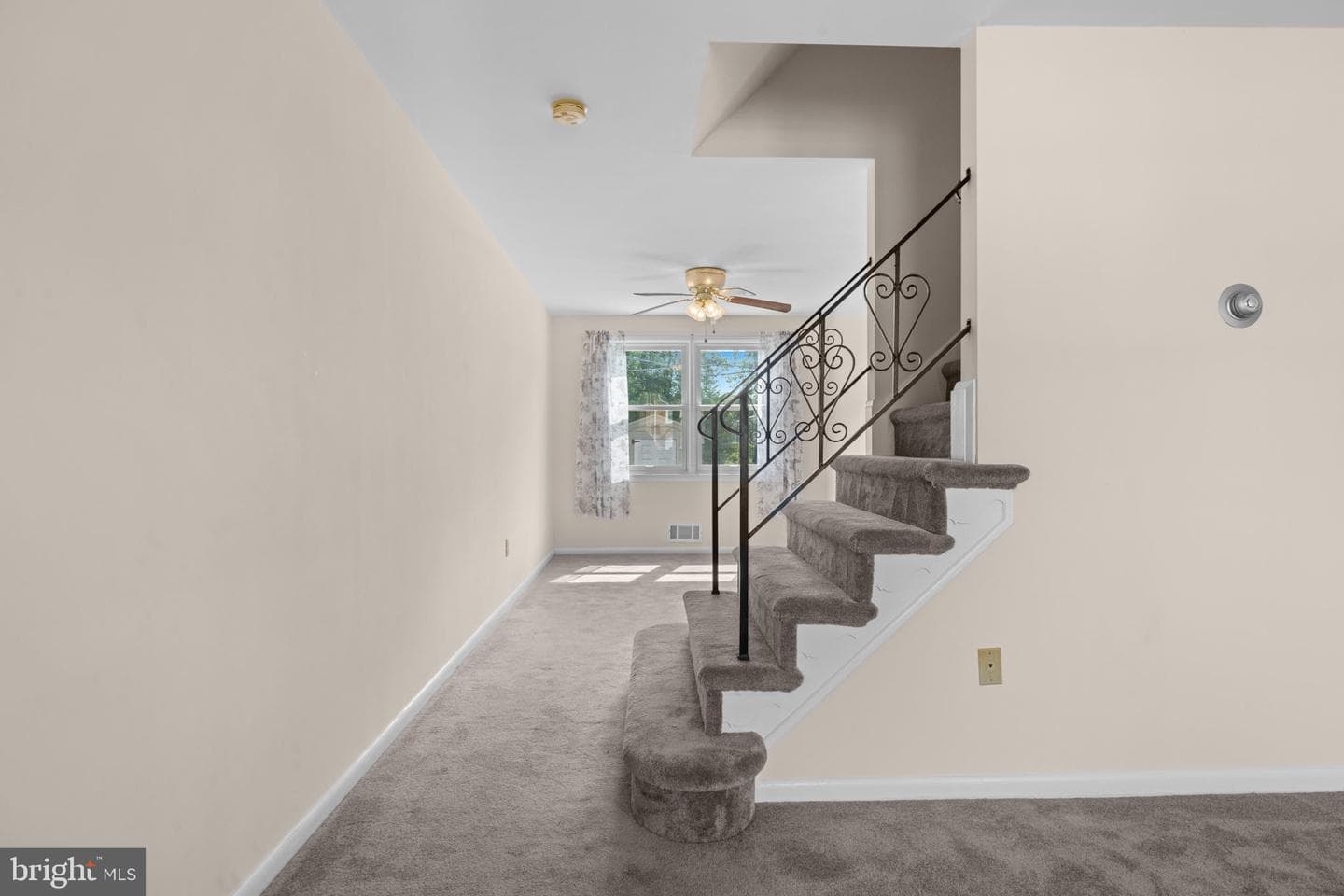 8549 Harris Avenue photo 7