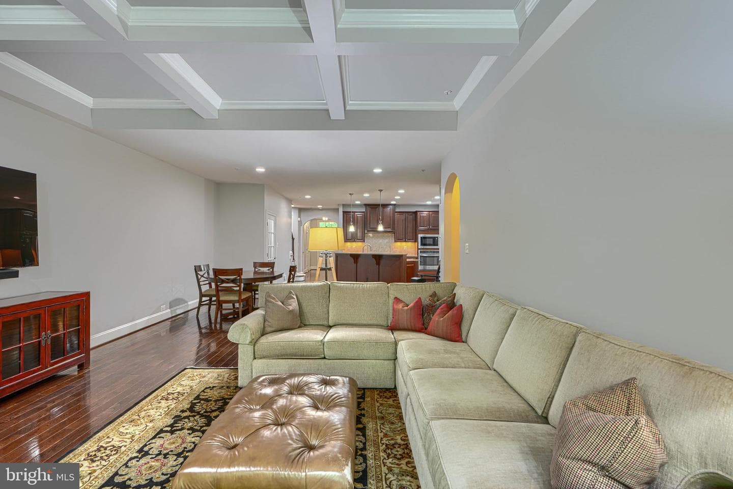 8608 Springvale Drive photo 22