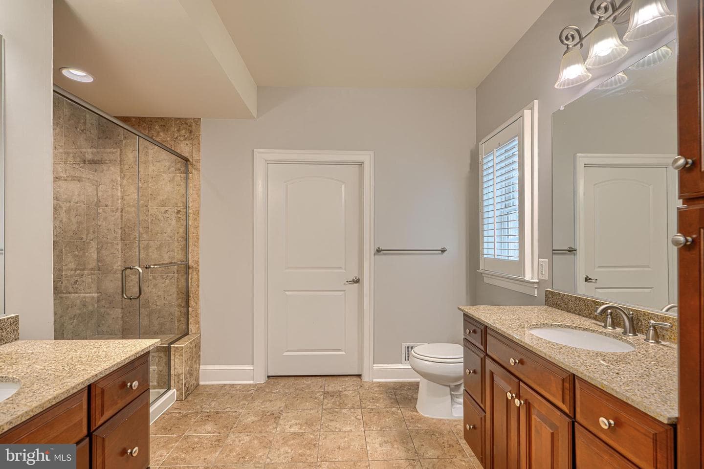 8608 Springvale Drive photo 29
