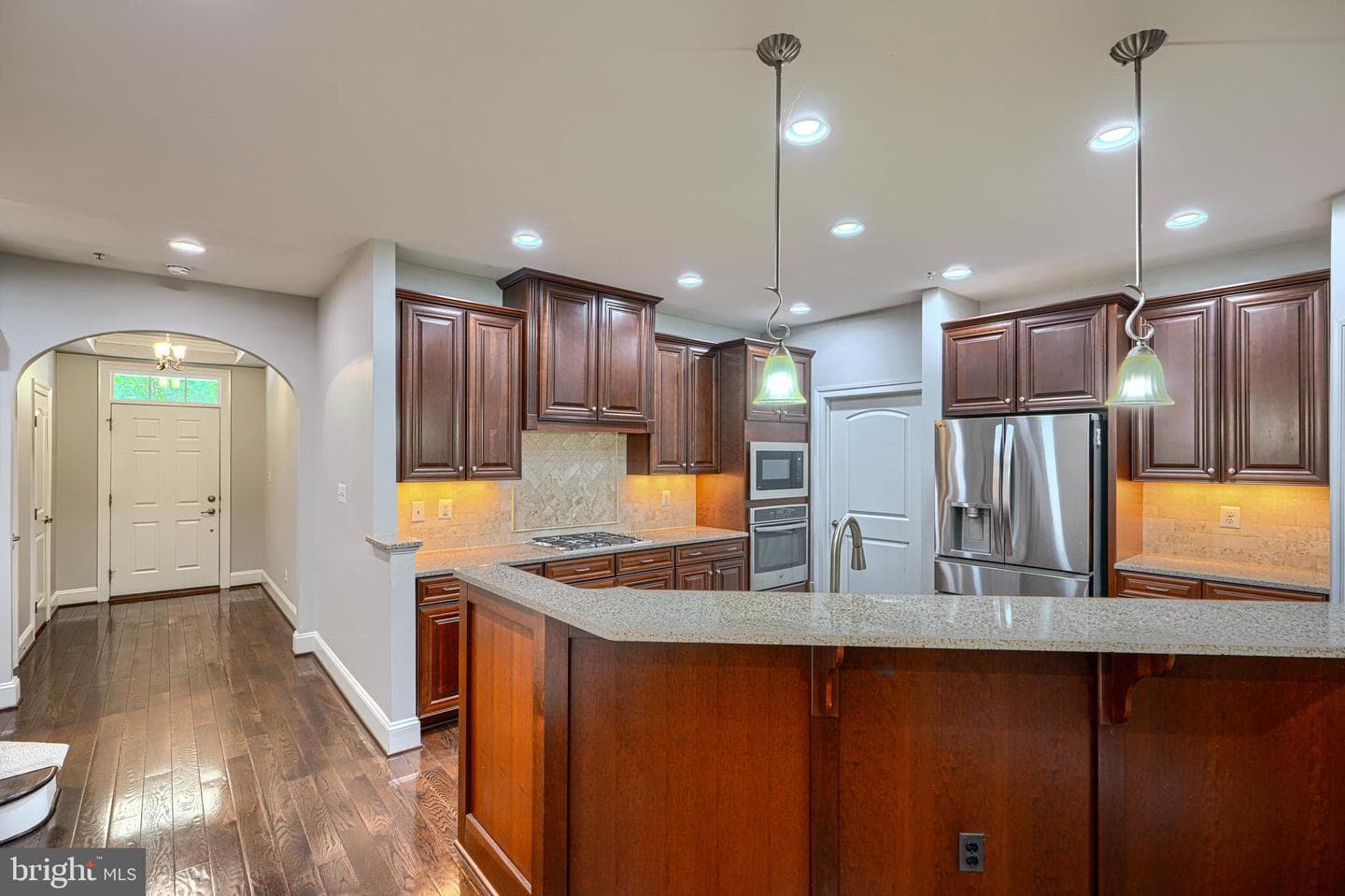 8608 Springvale Drive photo 9