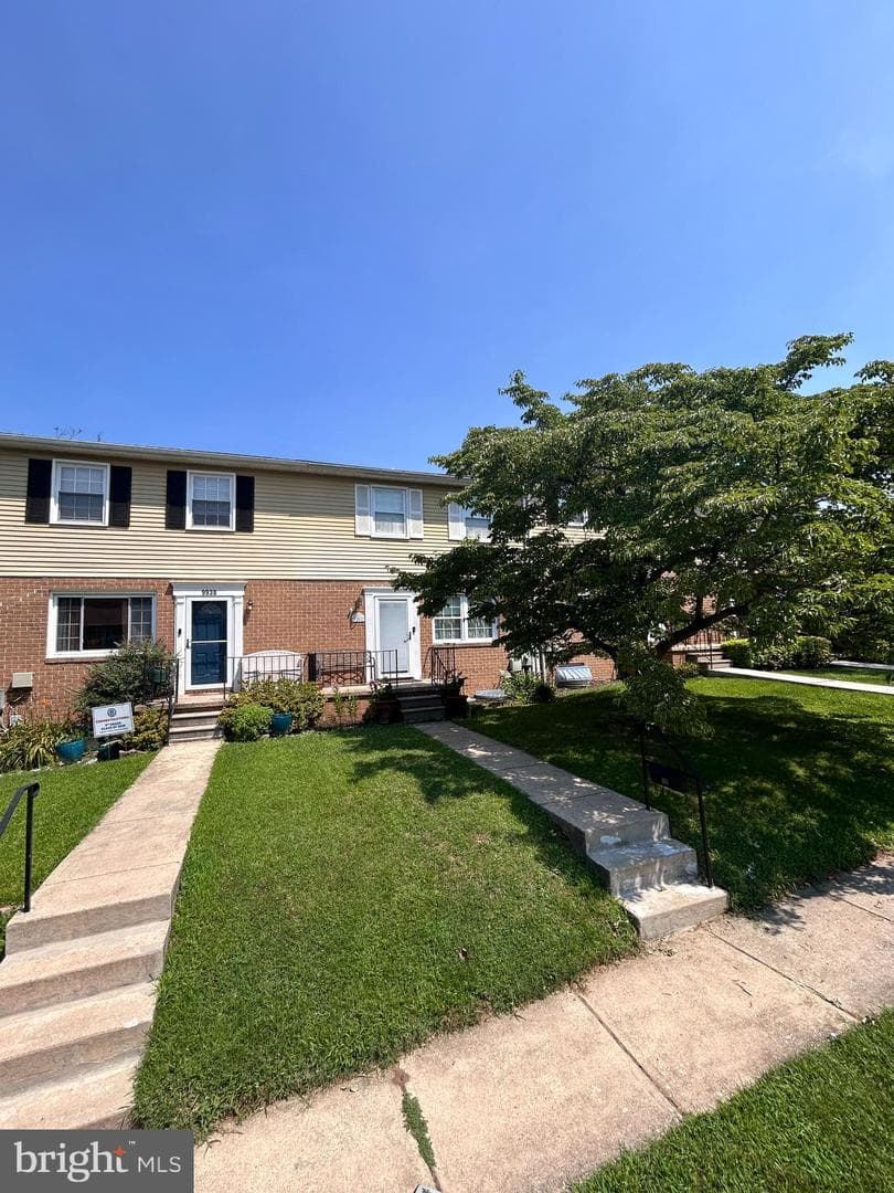 9940 Nearbrook Lane photo 2