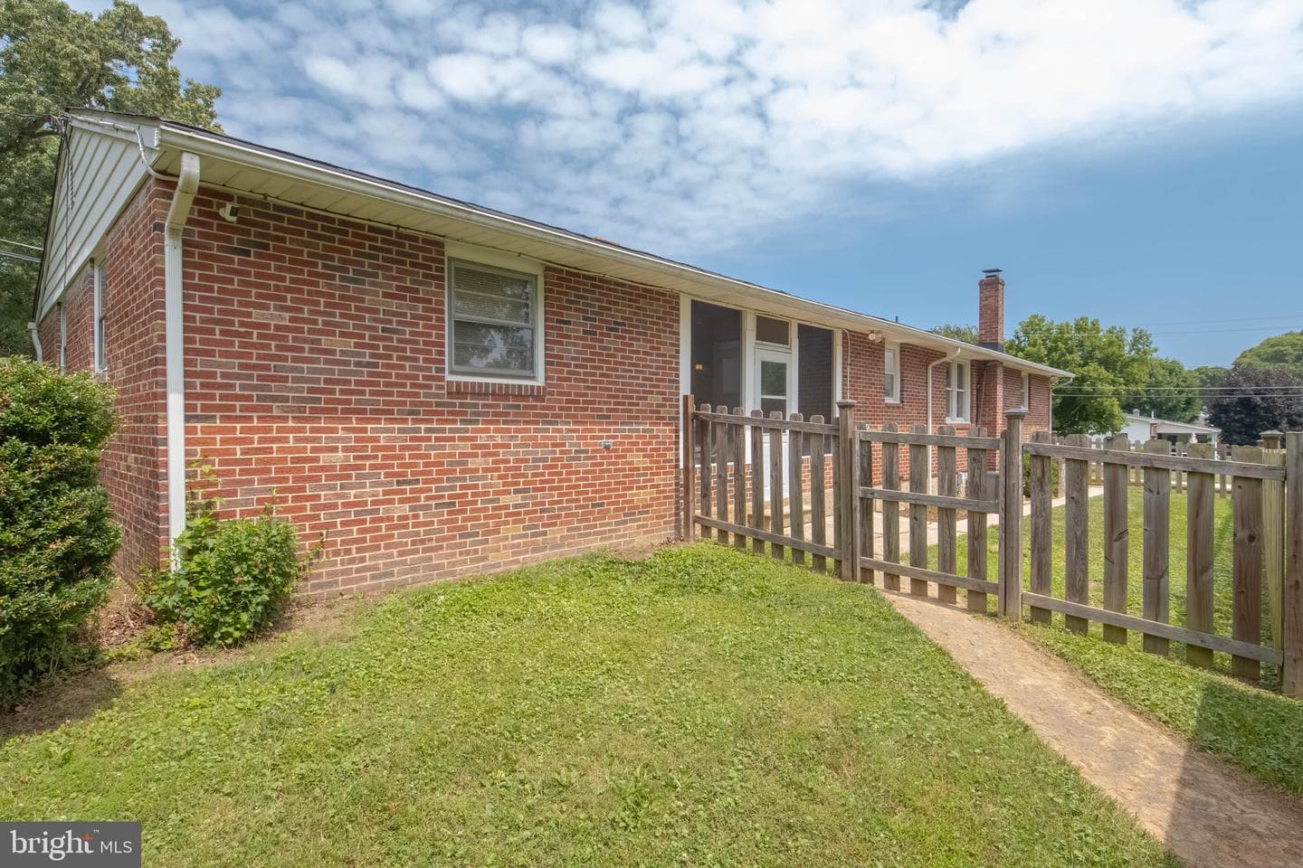 9825 Richlyn Drive photo 12