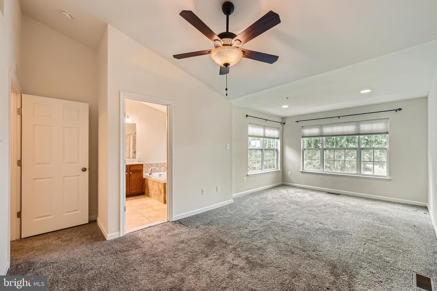 11606 Amaralles Drive photo 13
