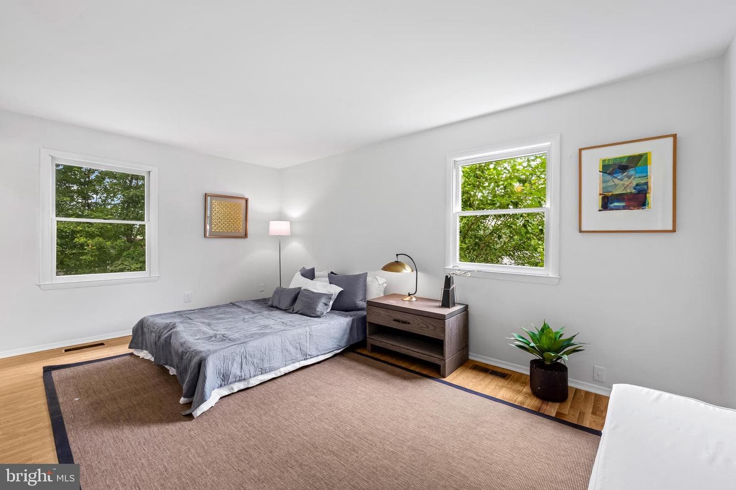 1420 Lincoln Woods photo 22