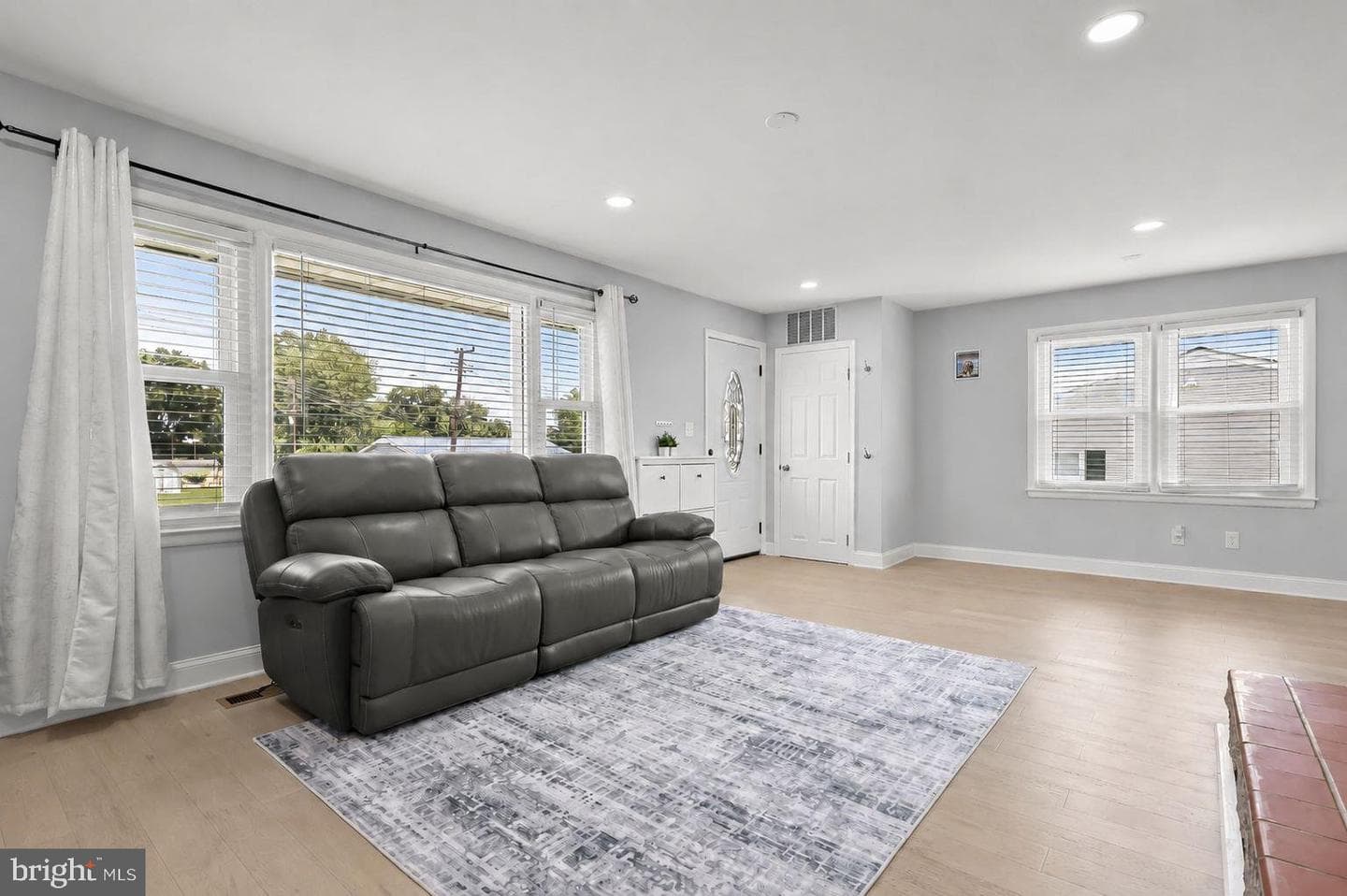 4103 Cliffvale Road photo 2