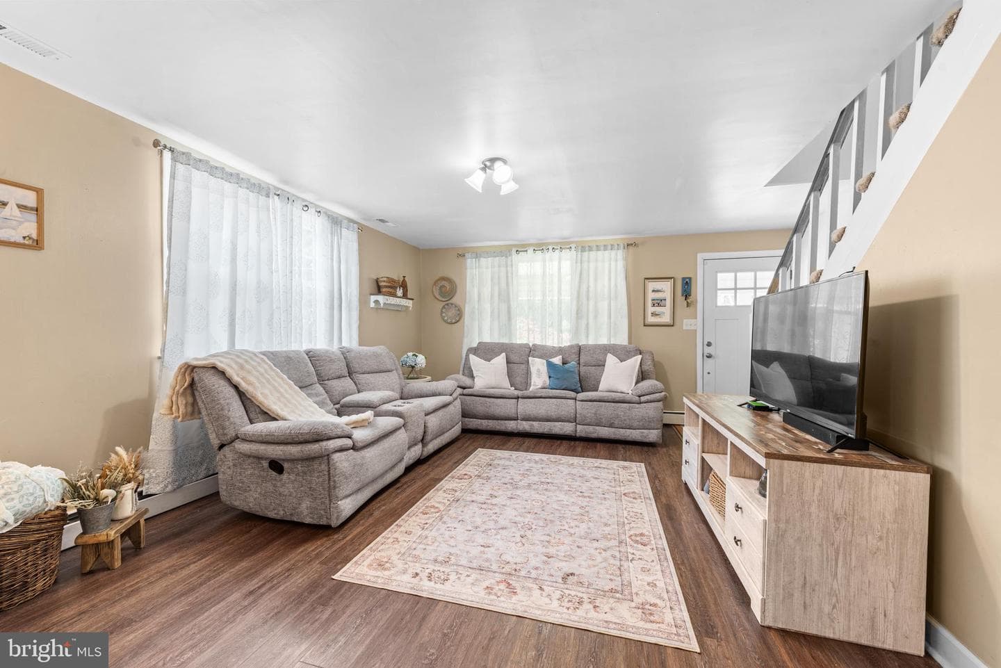 8011 Shore Road photo 4