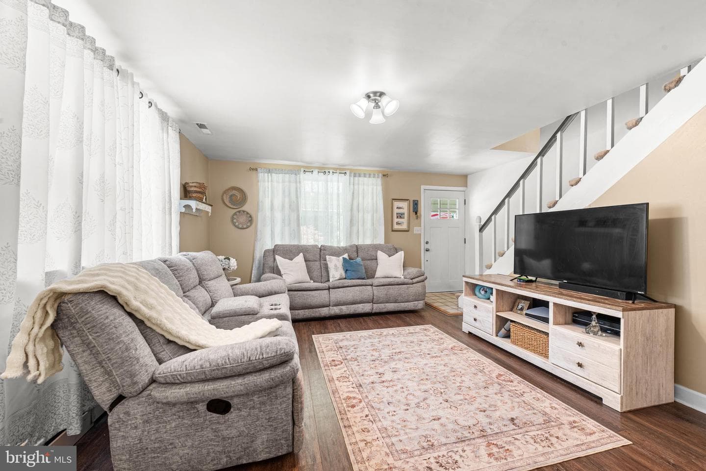 8011 Shore Road photo 5