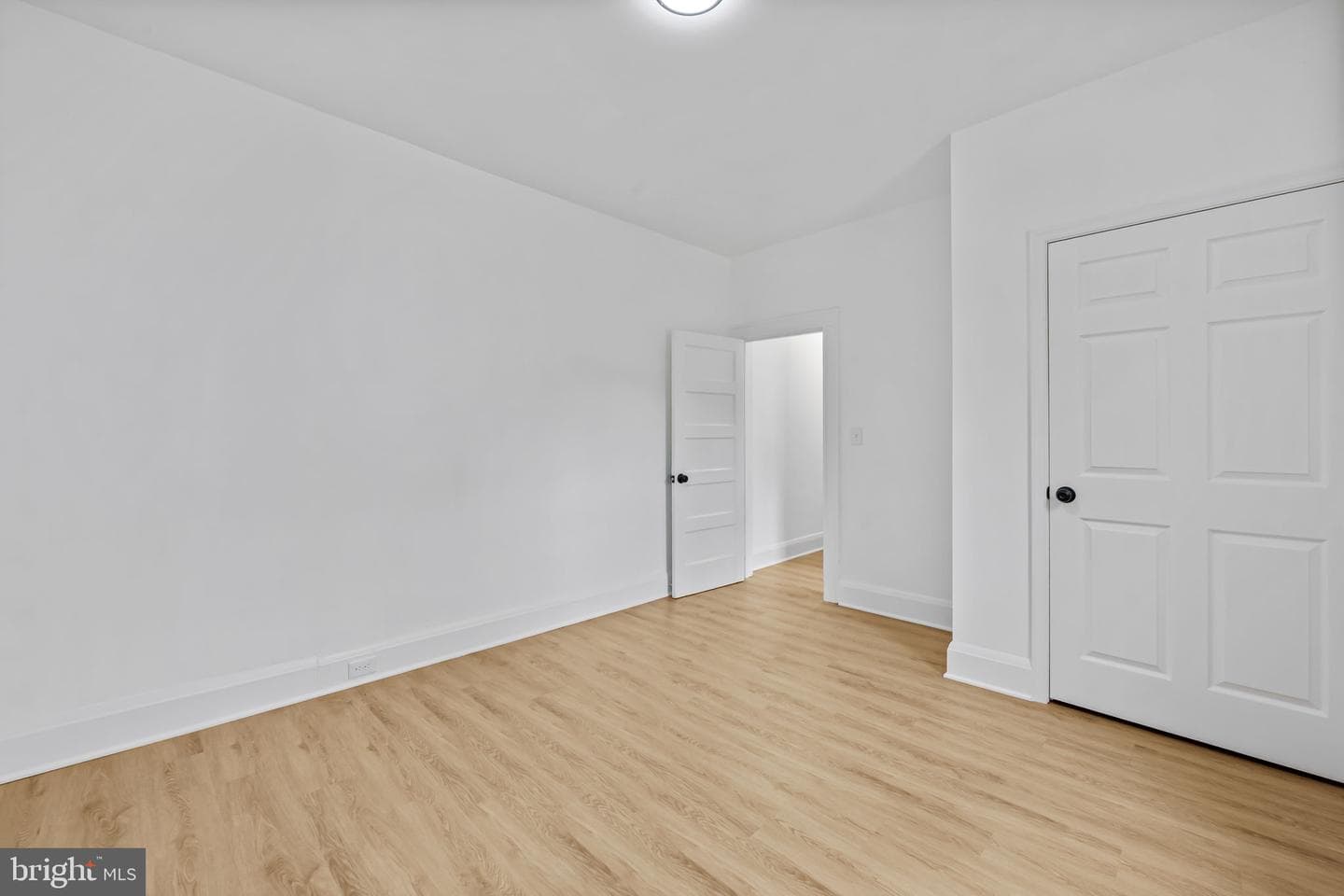 3020 Taylor Avenue photo 23