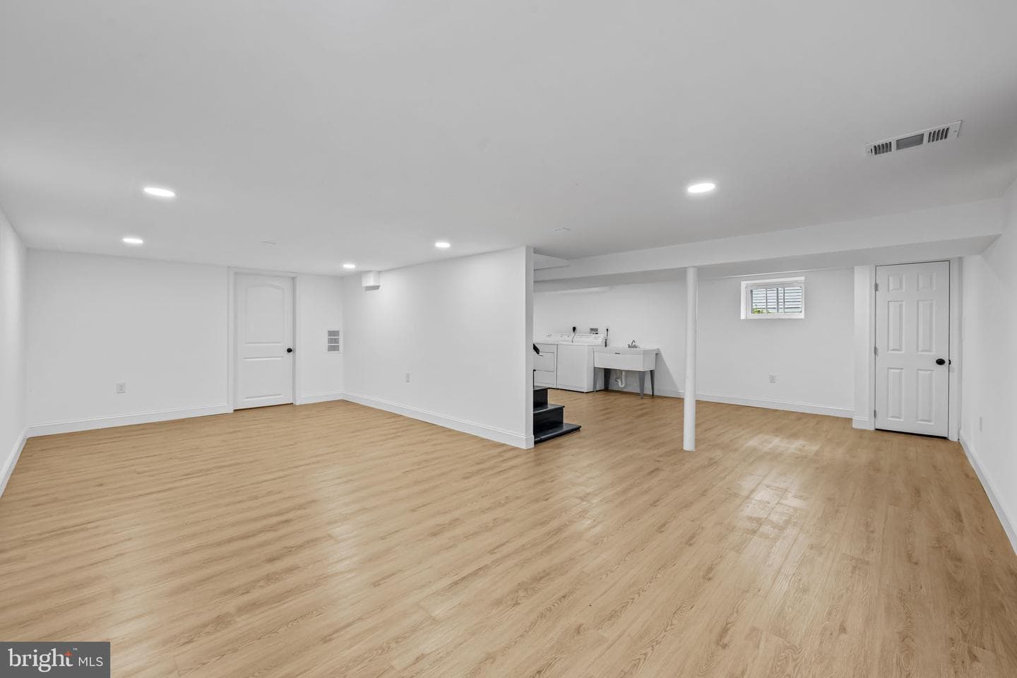 3020 Taylor Avenue photo 25