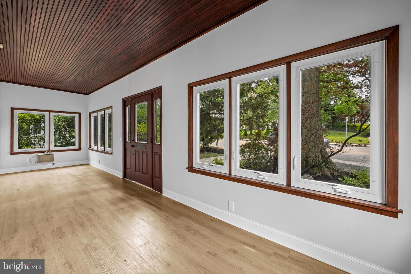 3020 Taylor Avenue photo 4
