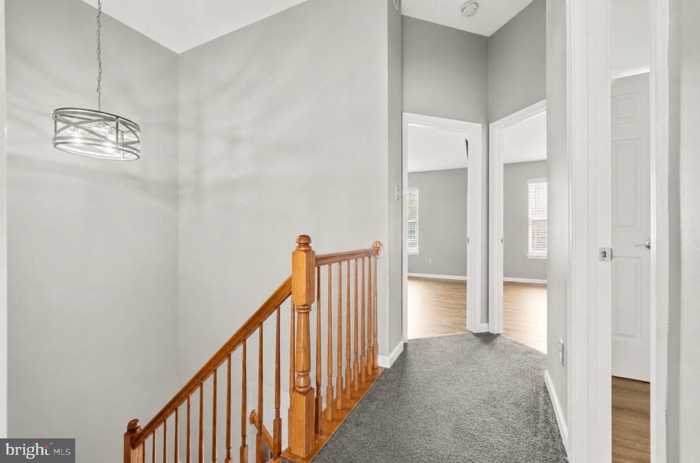 884 Lowe Road photo 20