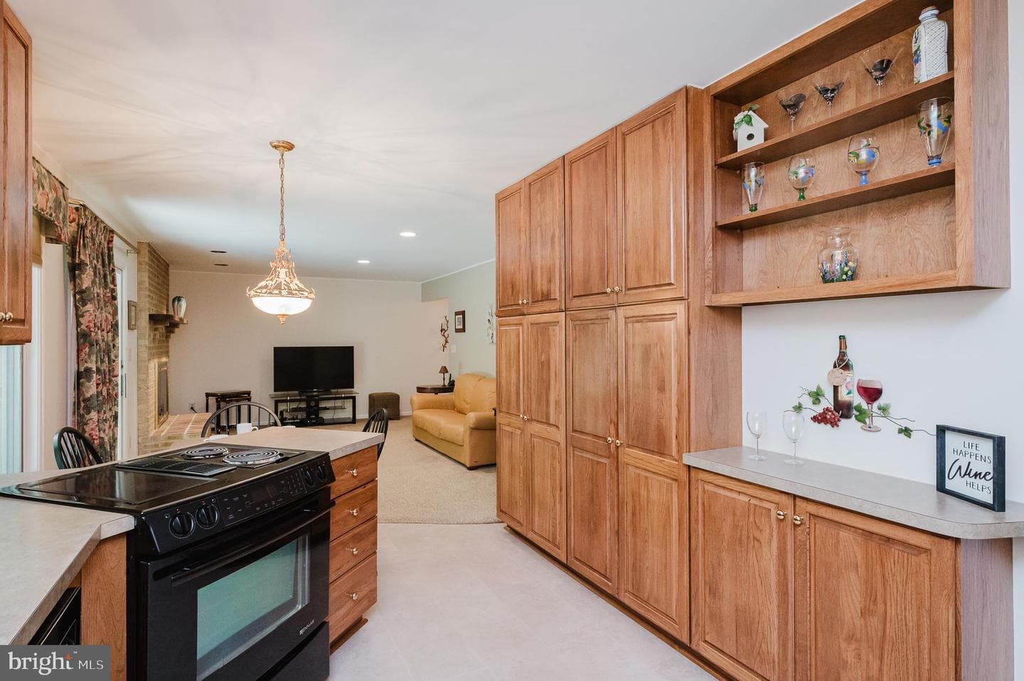 1421 Autumn Leaf Road photo 12
