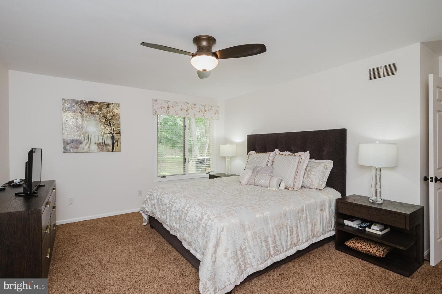 1421 Autumn Leaf Road photo 14